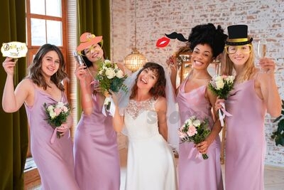 Konuşma Balonu Bride To Be Şapkalı Tema Varaklı 5 Parça - 3