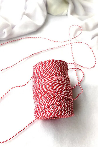 Makrome Kırmızı Beyaz Burgulu 200 Metre - 