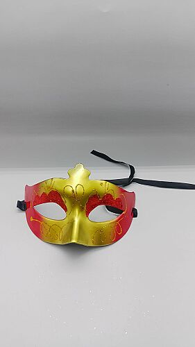 Maske Plastik Lüks Parlak Simli Kabartmalı Kırmızı - 